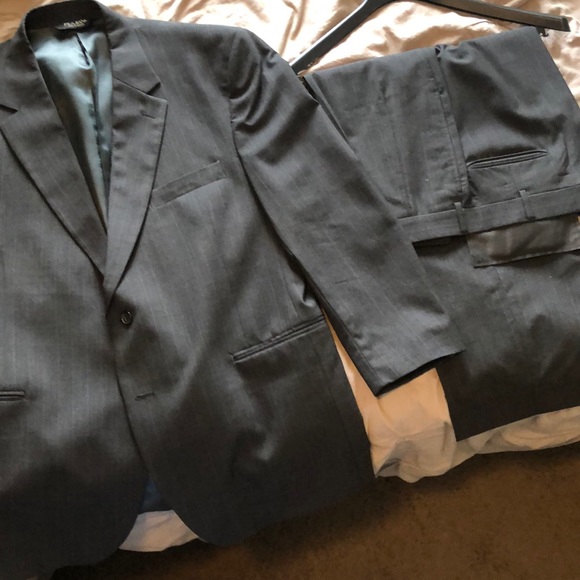 Joseph A Bank suit